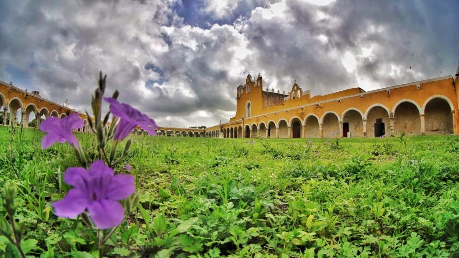 Bed and Breakfast Buenosdias Izamal Exterior foto